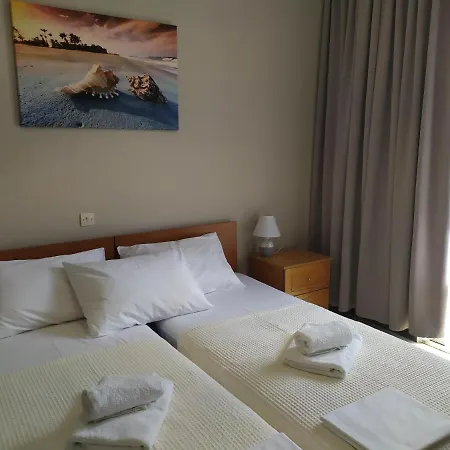 Sofia's Garden Apartment *