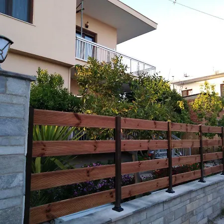 Sofia's Garden Apartment